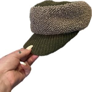 Vintage Stylish Green and Tan Knit Beanie Cap